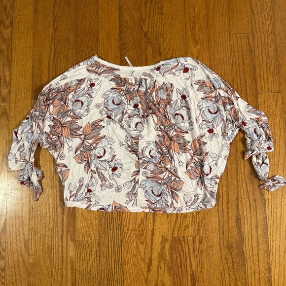 Free People Women’s Floral Button Blouse Size XS - Picture 2 of 5